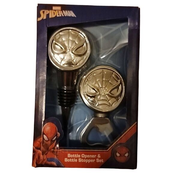 Marvel Comics 2pc Bar Accessories Set Eine Stopper Plug Bottle Opener Spiderman - Picture 1 of 1